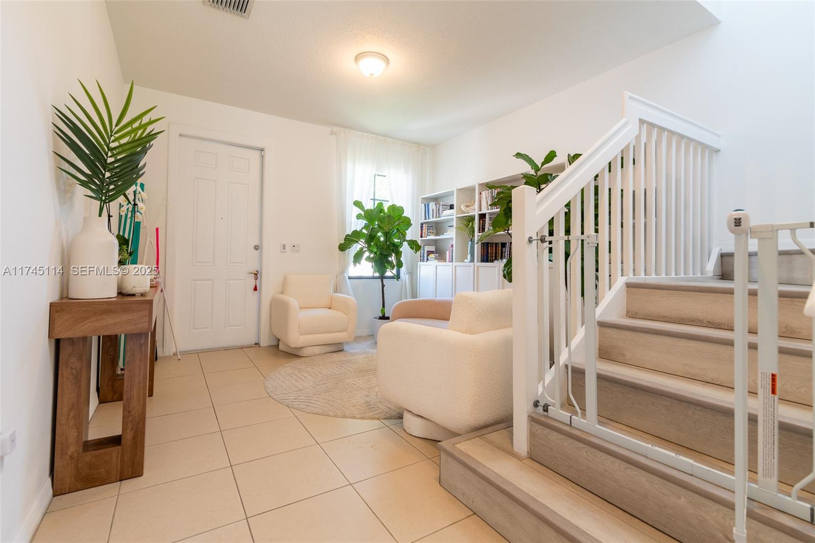 686 NE 191st Terrace, Miami, FL 33179, Miami