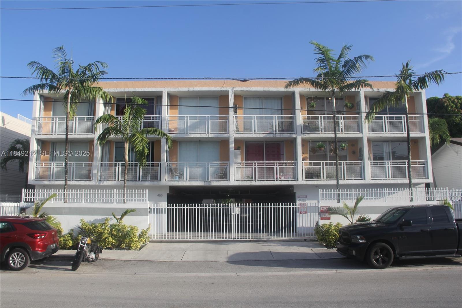 450 SW 3rd Street 10, Miami, FL 33130