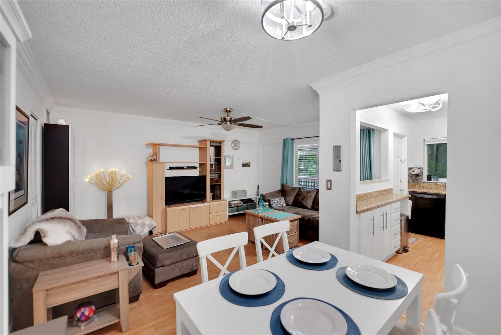 1425 Arthur Street 214B, Hollywood, FL 33020 photo 2