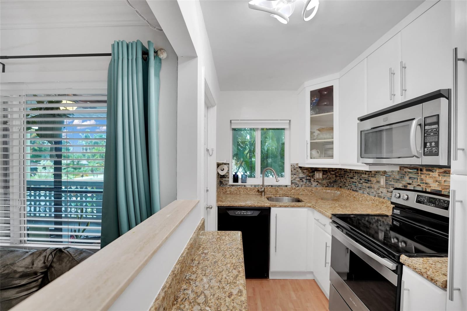 1425 Arthur Street 214B, Hollywood, FL 33020 photo 6