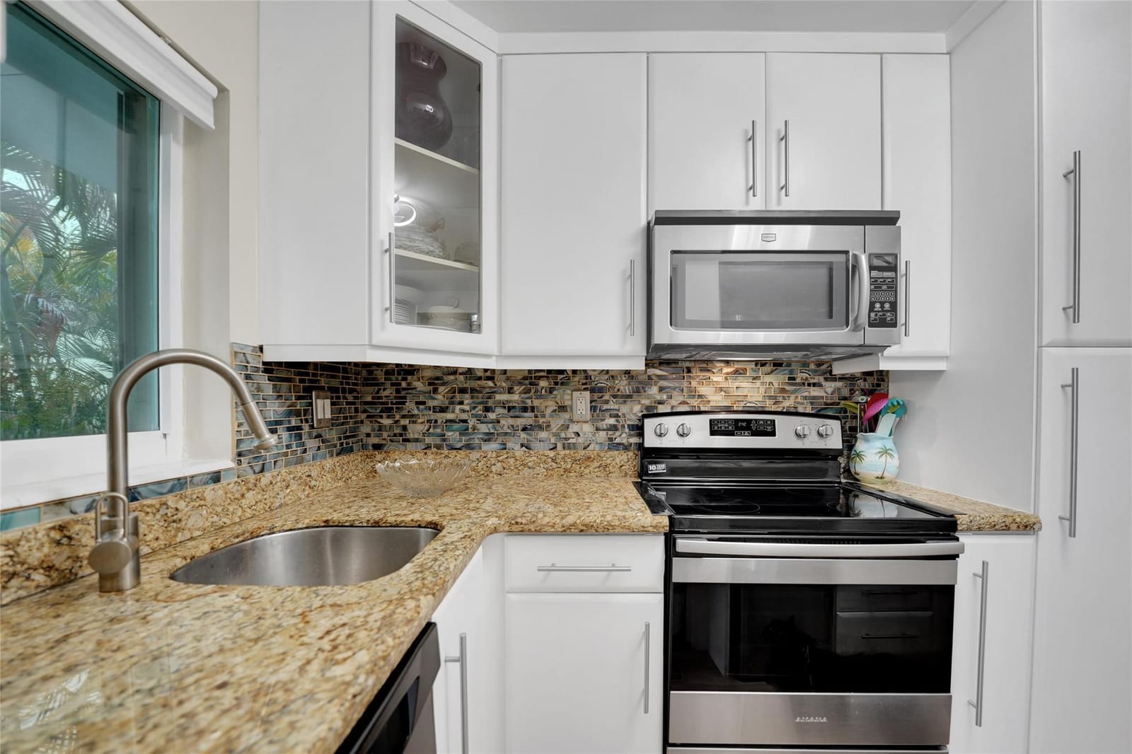 1425 Arthur Street 214B, Hollywood, FL 33020 photo 7