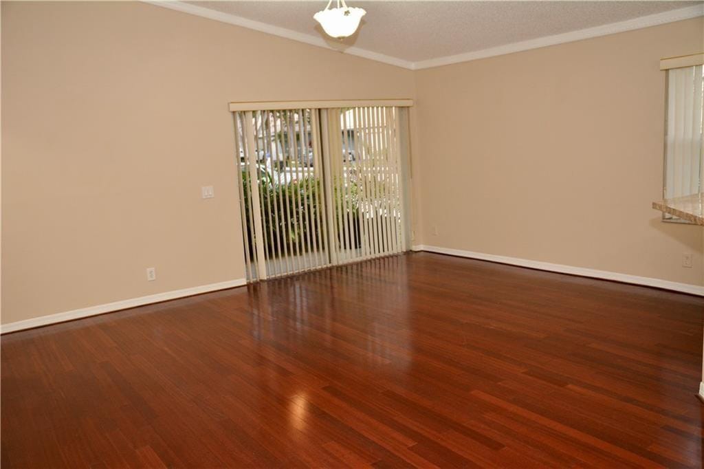 4153 Pine Ridge Lane — photo 10