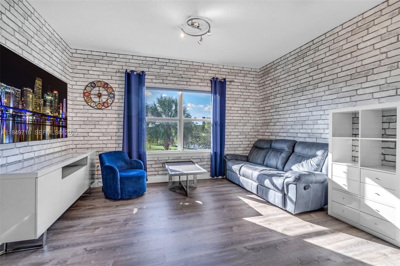 3813 Greenway Drive, Hollywood, FL 33021 photo 13