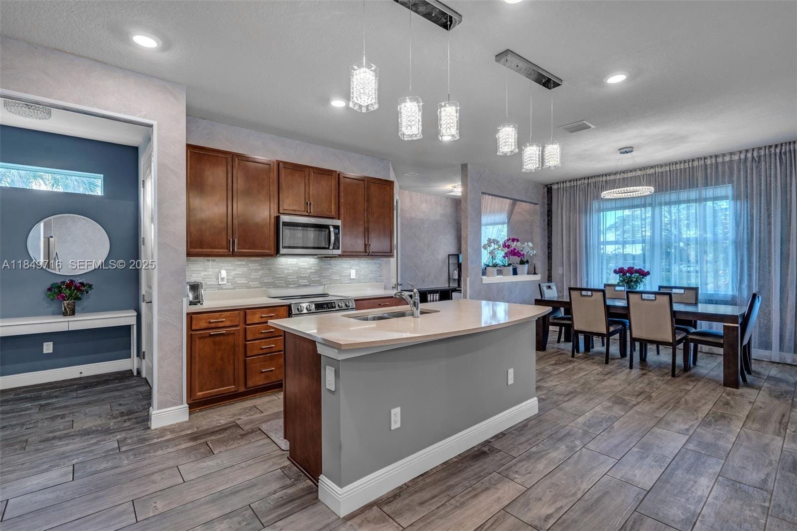3813 Greenway Drive, Hollywood, FL 33021 photo 9