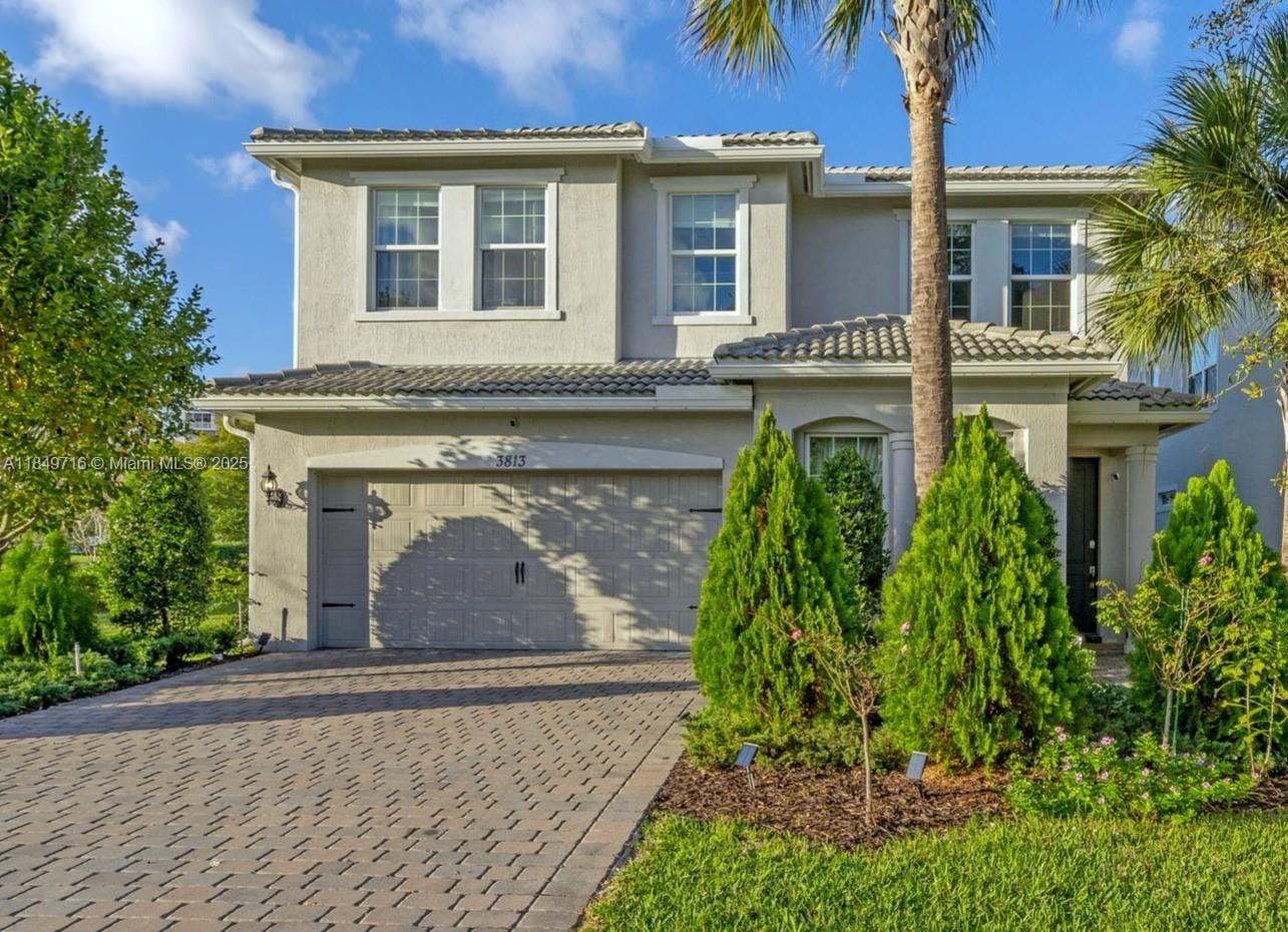 3813 Greenway Drive, Hollywood, FL 33021