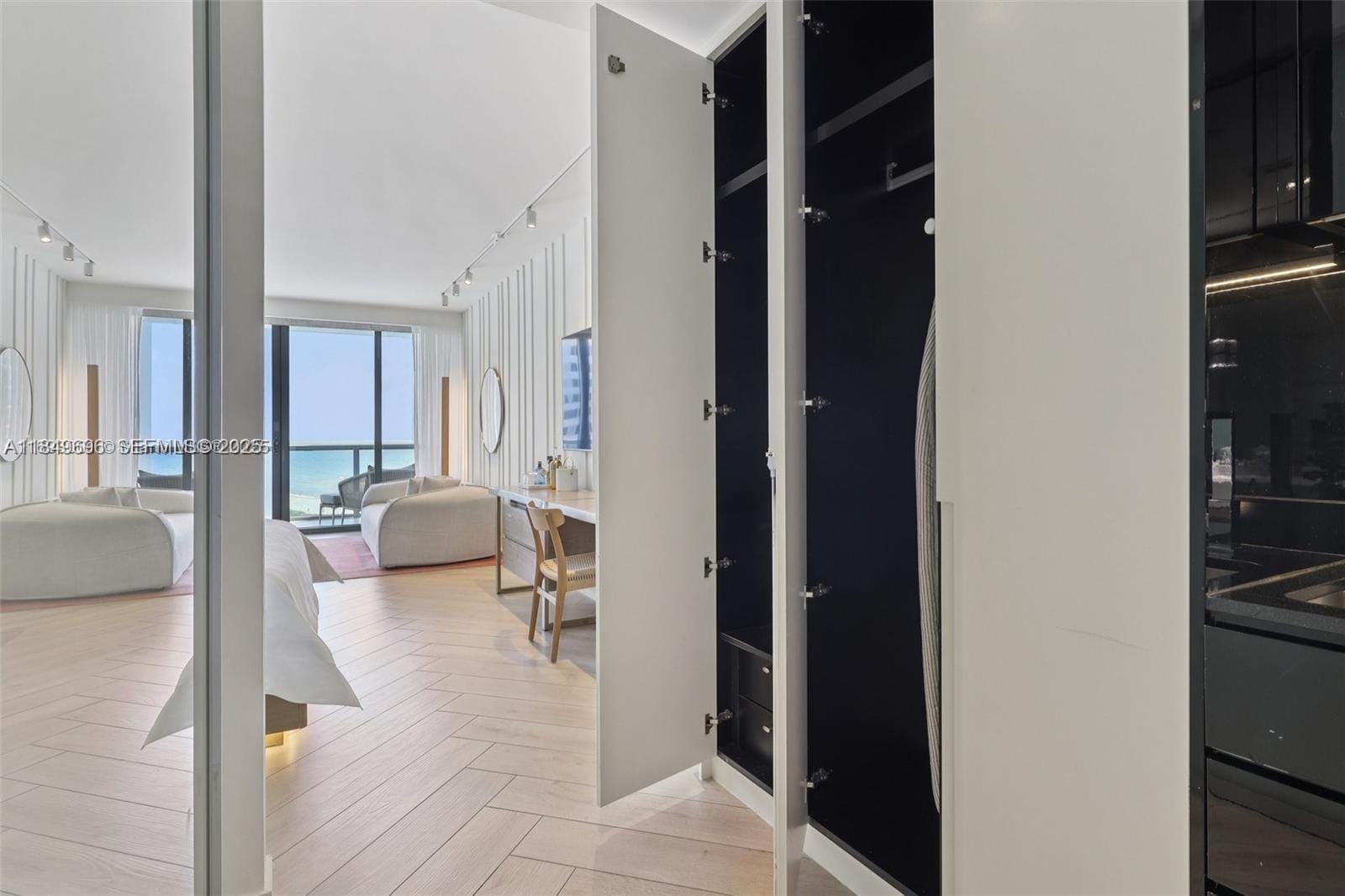 2201 Collins Avenue 1213, Miami Beach, FL 33139 photo 14