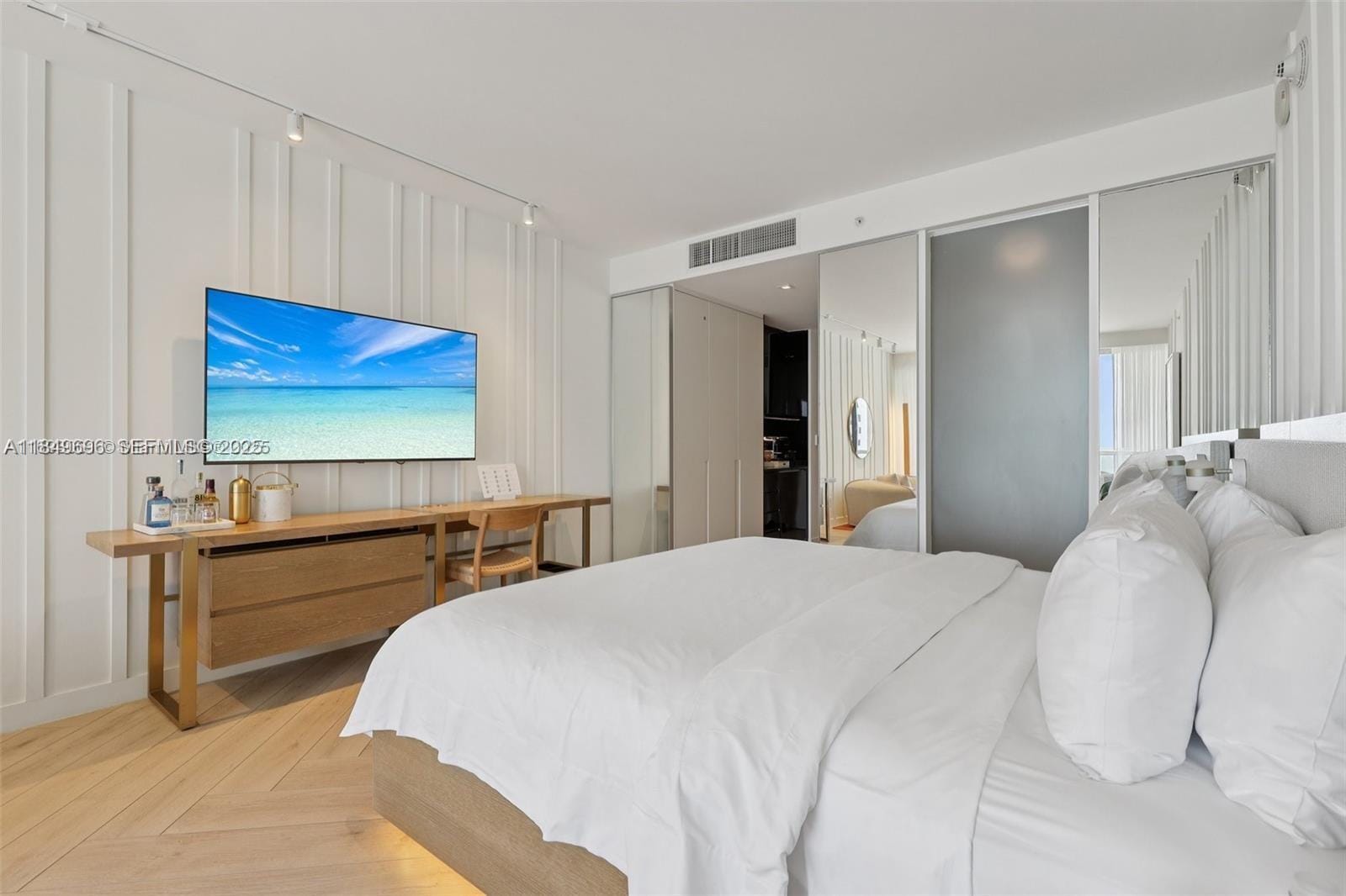 2201 Collins Avenue 1213, Miami Beach, FL 33139 photo 6