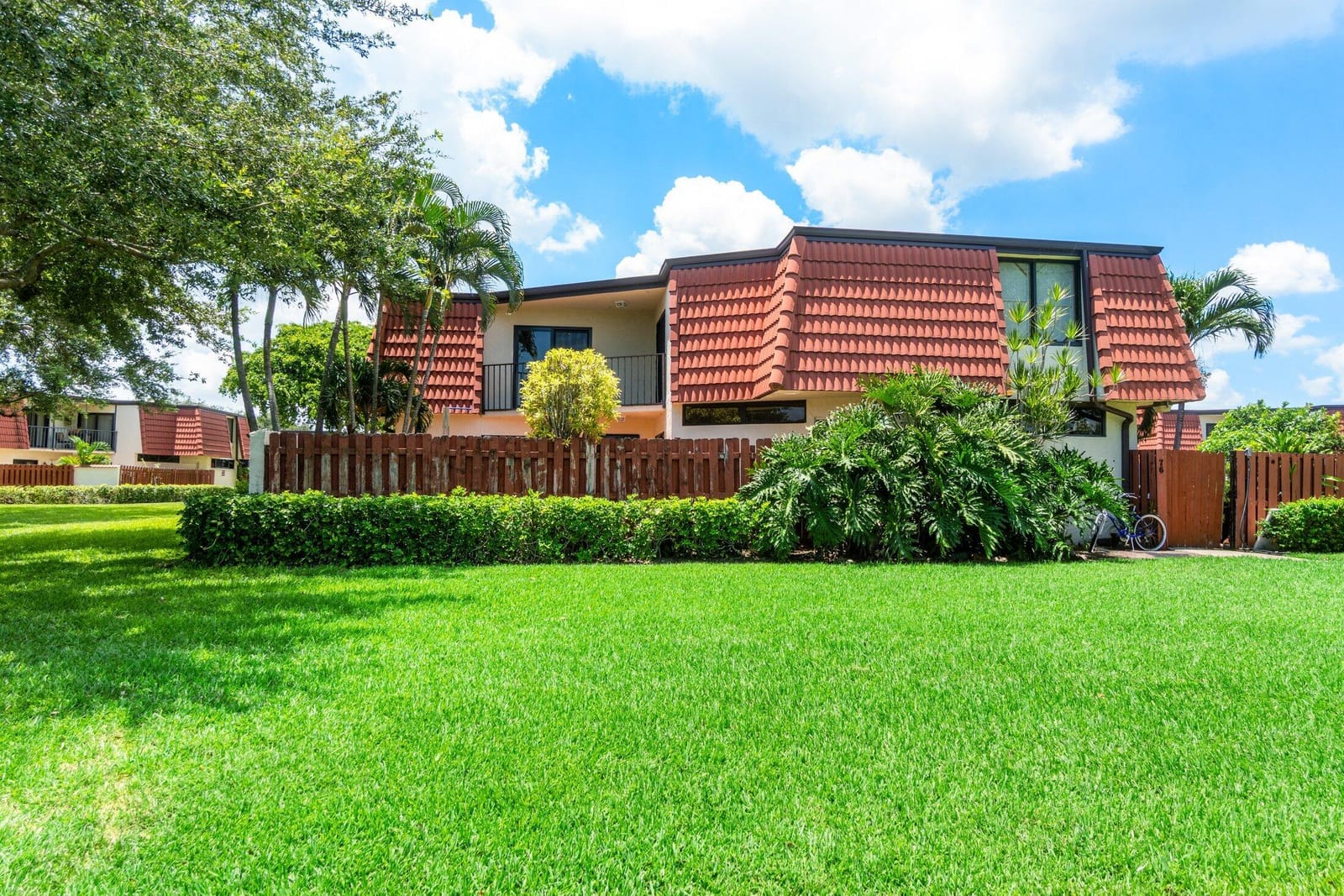 3765 Victoria Drive, West Palm Beach, FL 33406 photo 2