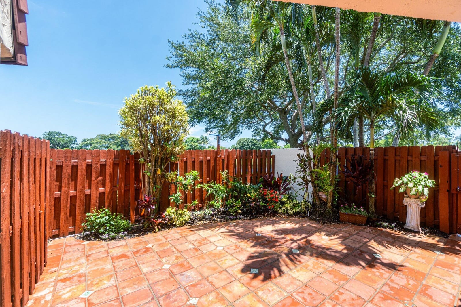 3765 Victoria Drive, West Palm Beach, FL 33406 photo 9