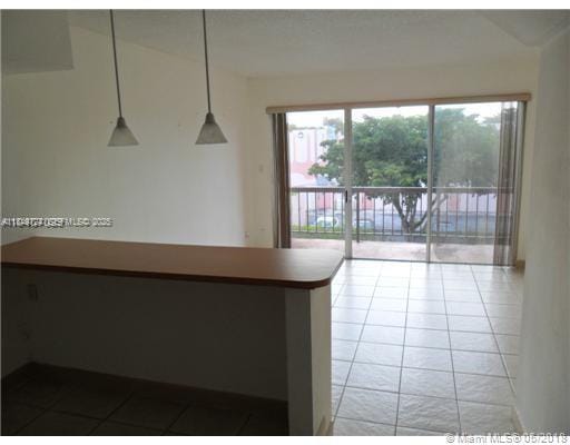 10900 SW 104th Street 323 — photo 2
