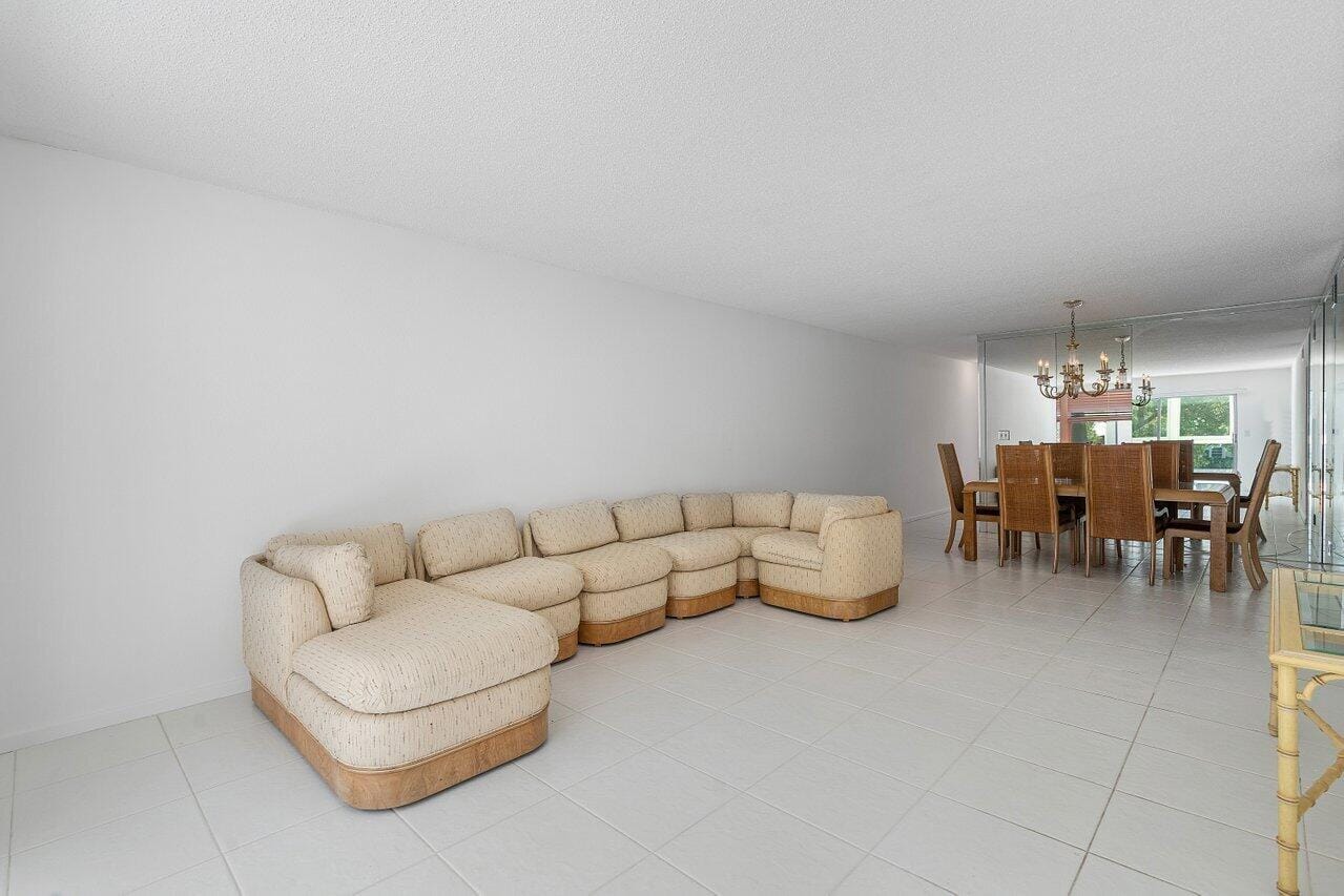 3005 Portofino Isle C2, Coconut Creek, FL 33066 photo 14