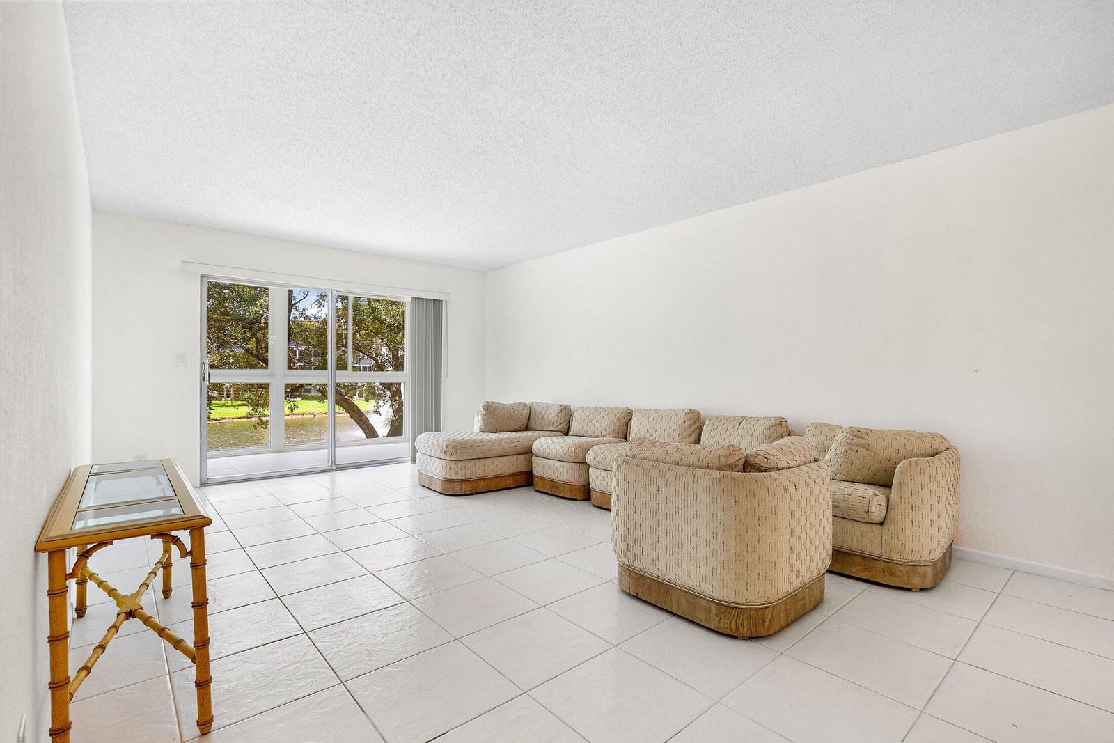 3005 Portofino Isle C2 — photo 10
