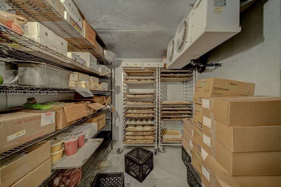 Bakery / Restaurant Bakery / Restaurant For Sale On Dixie Highway, Miami, FL 33157 photo 19