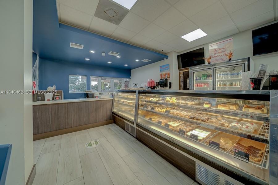 Bakery / Restaurant Bakery / Restaurant For Sale On Dixie Highway — photo 3