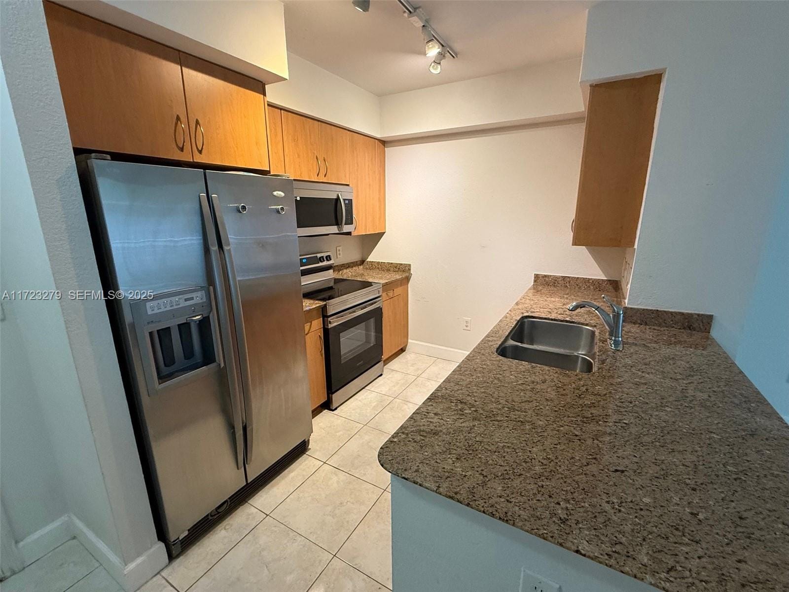 1830 Radius Drive 421, Hollywood, FL 33020 photo 21