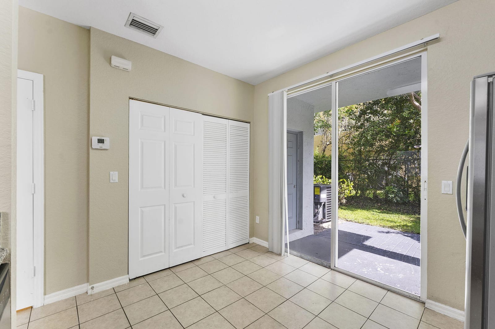 1955 Hibiscus Lane, Riviera Beach, FL 33404 photo 11