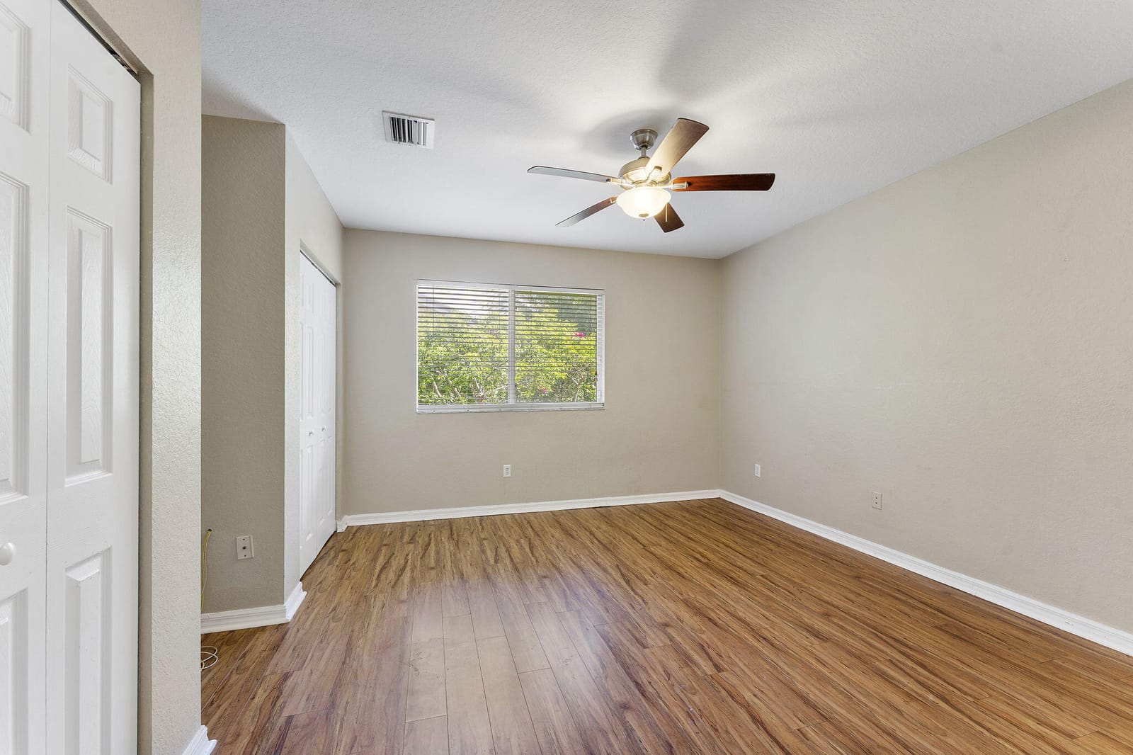 1955 Hibiscus Lane, Riviera Beach, FL 33404 photo 14
