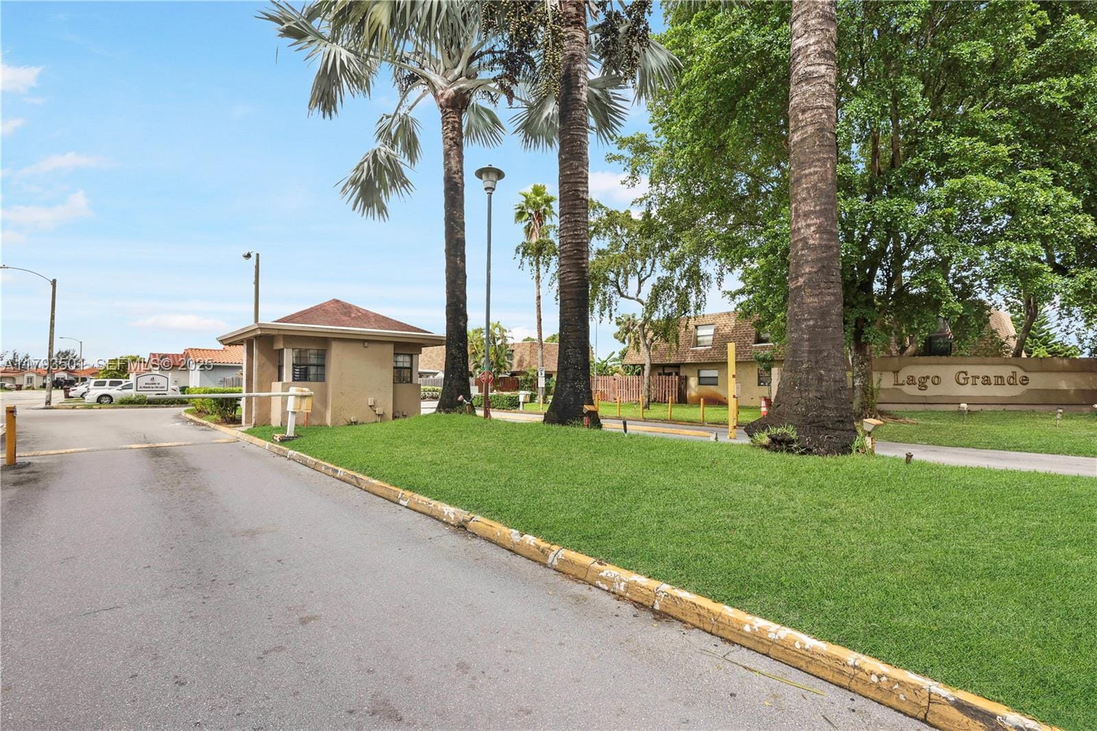 6291 W 24th Court 102-6, Hialeah, FL 33016 photo 22