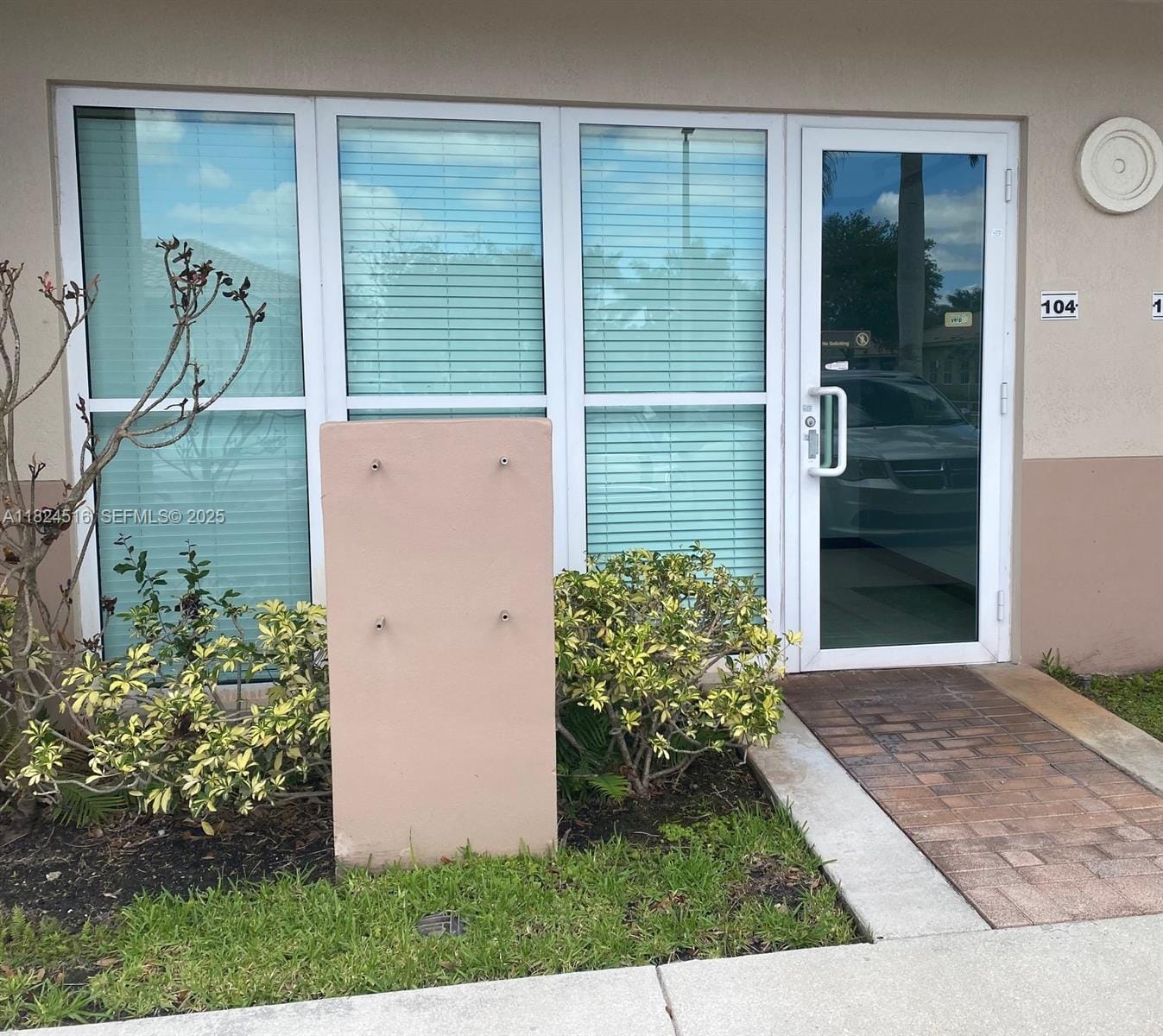 5220 S University Drive 104C, Davie, FL 33328