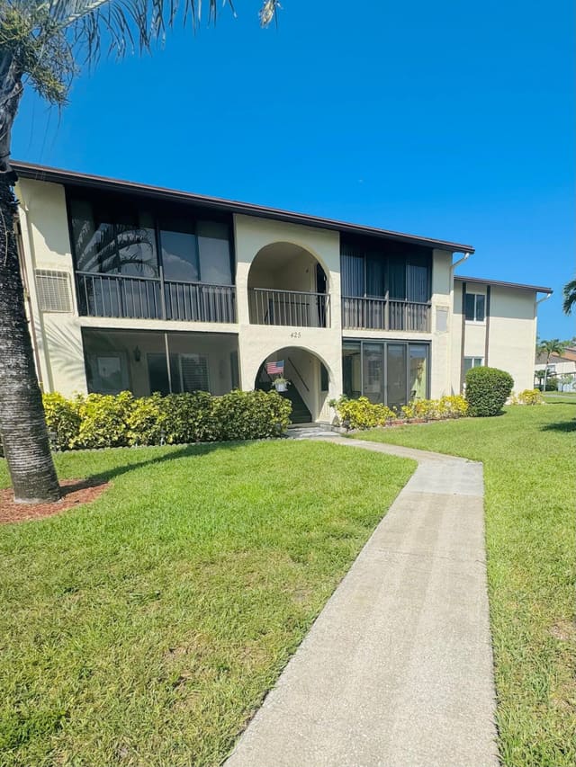 3560 Pine Tree Court D-2, sold in Pine Ridge Iv Condo, Greenacres, FL