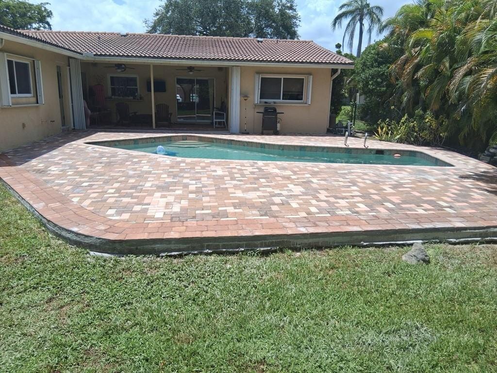 1922 NW 85th Drive, Coral Springs, FL 33071 photo 24