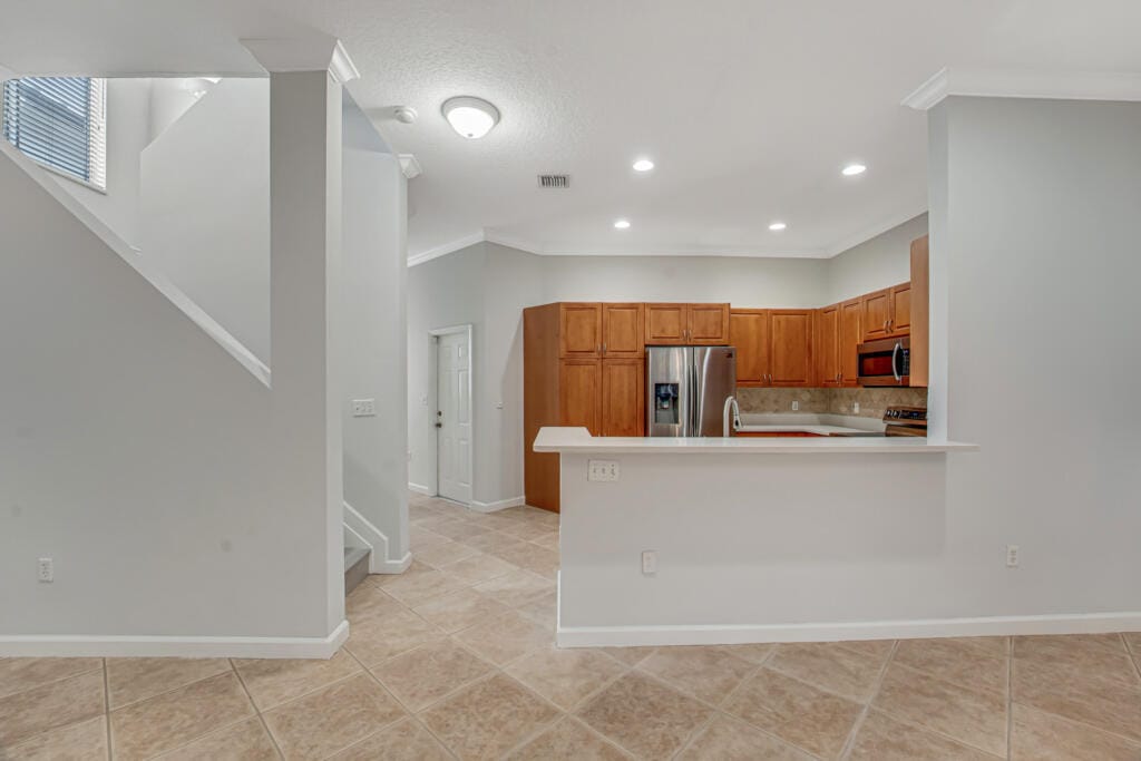 2704 Treasure Cove Circle — photo 11