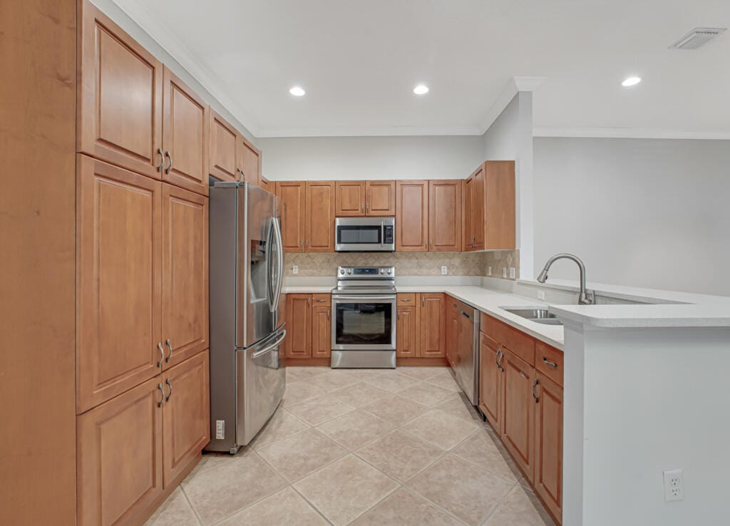 2704 Treasure Cove Circle, Dania Beach, FL 33312 photo 14