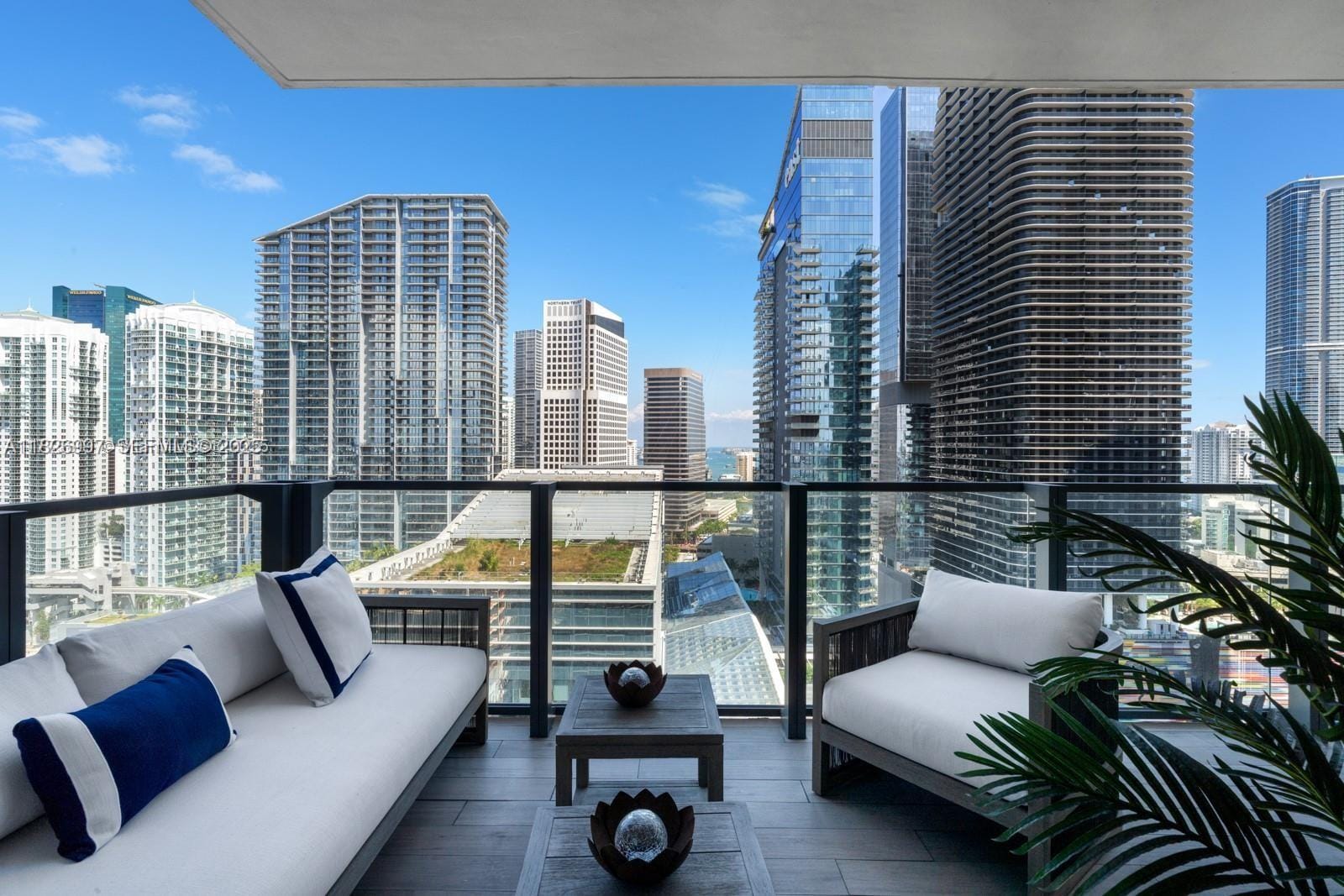 88 SW 7th Street 2107, Miami, FL 33130 photo 5