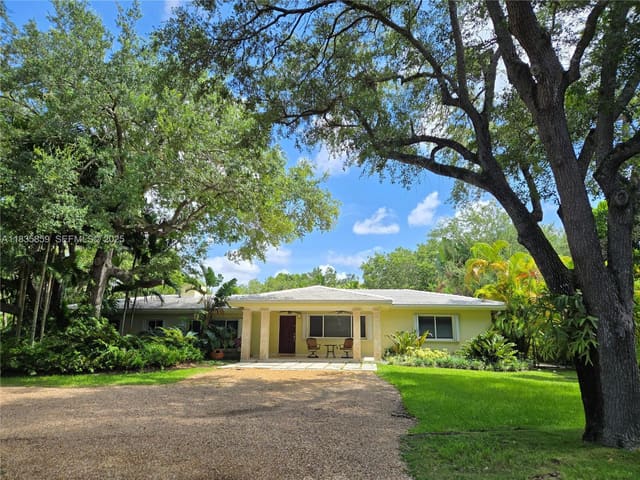 7895 SW 122nd Street, sold in Suniland Estates 1st Addn, Pinecrest, FL