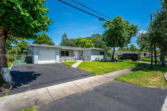 1420 NW 56th Avenue, sold in Fern Sub No One, Lauderhill, FL