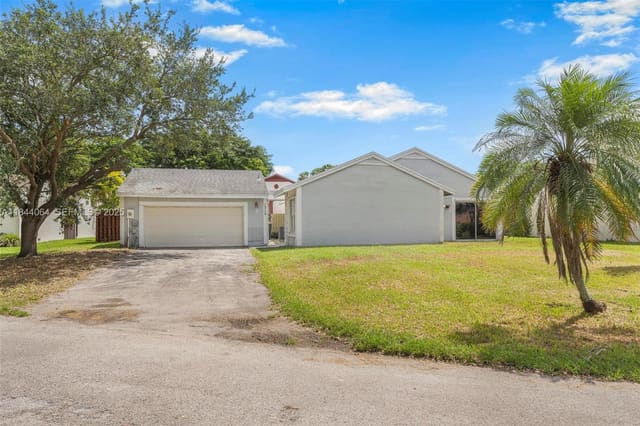 1312 N Quetzal Court, sold in Audubon Cluster West, Homestead, FL