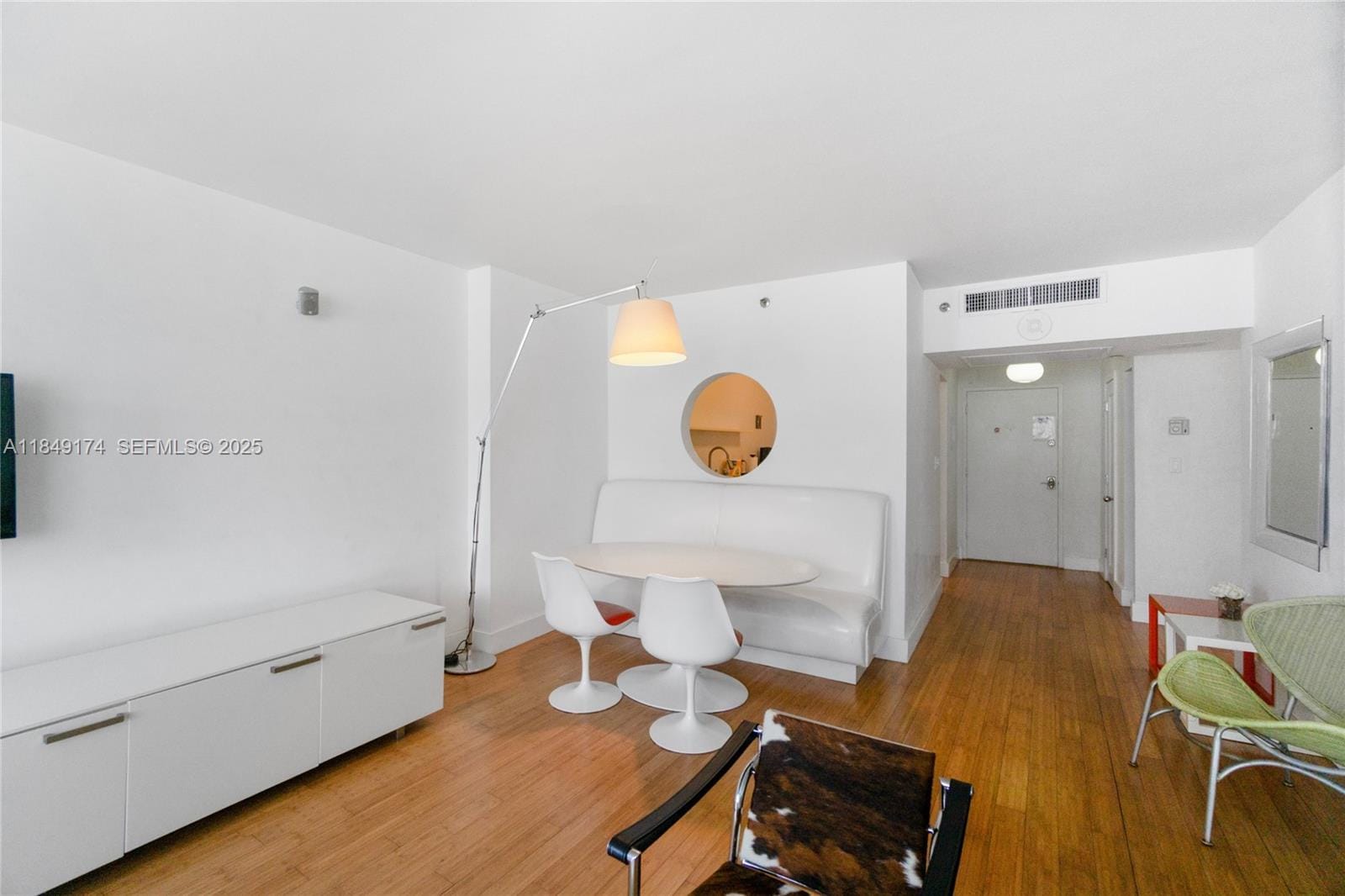 100 Lincoln Road 923 — photo 3