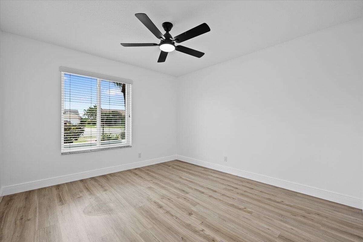 8751 Sand Lake Court, Lake Worth, FL 33467 photo 13
