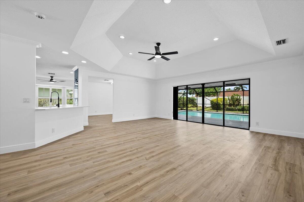 8751 Sand Lake Court, Lake Worth, FL 33467 photo 16