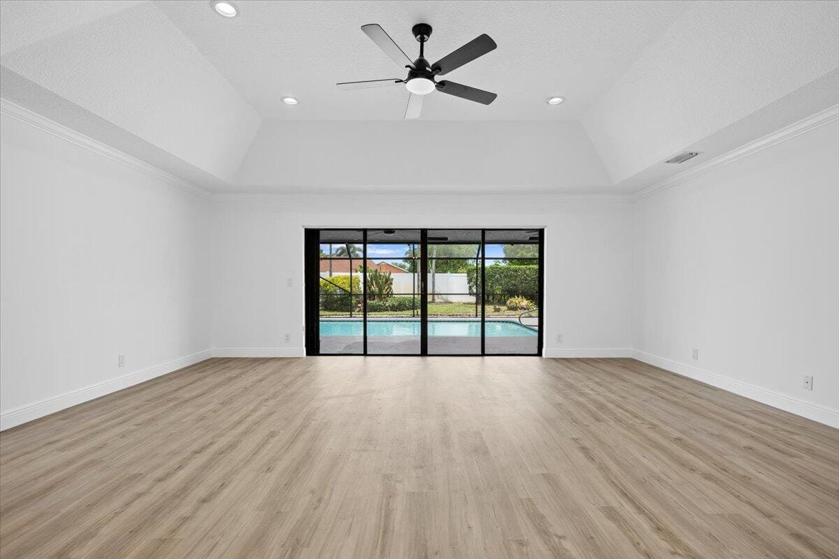 8751 Sand Lake Court, Lake Worth, FL 33467 photo 17