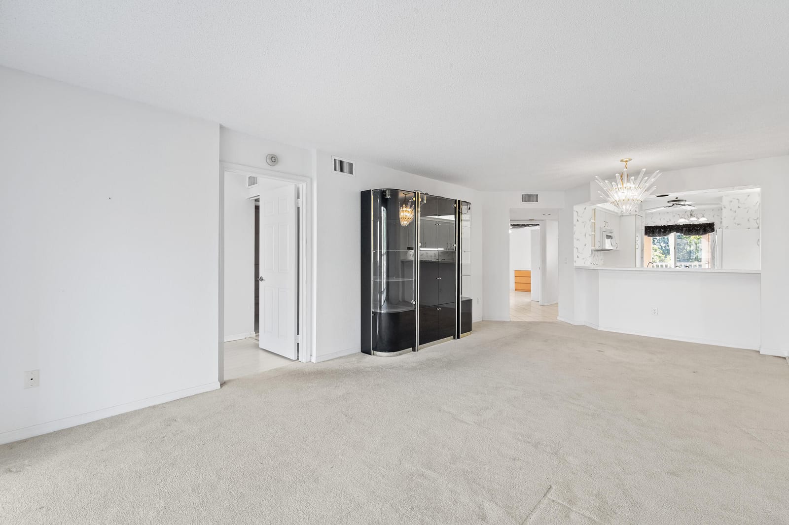 7450 Trent Drive 302 — photo 6