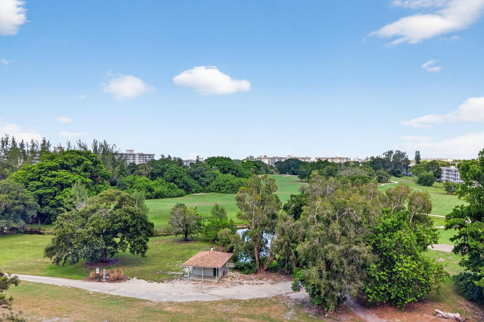 3300 N Palm Aire Drive 706 — photo 7