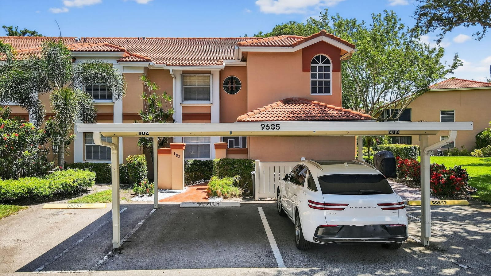 9685 Shadybrook Drive 102, Boynton Beach, FL 33437