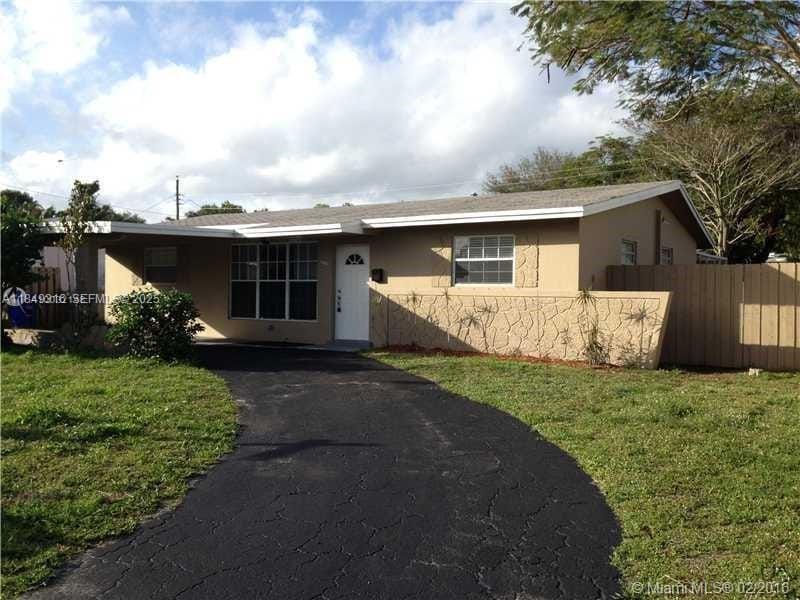 6881 SW 6th Street, Pembroke Pines, FL 33023