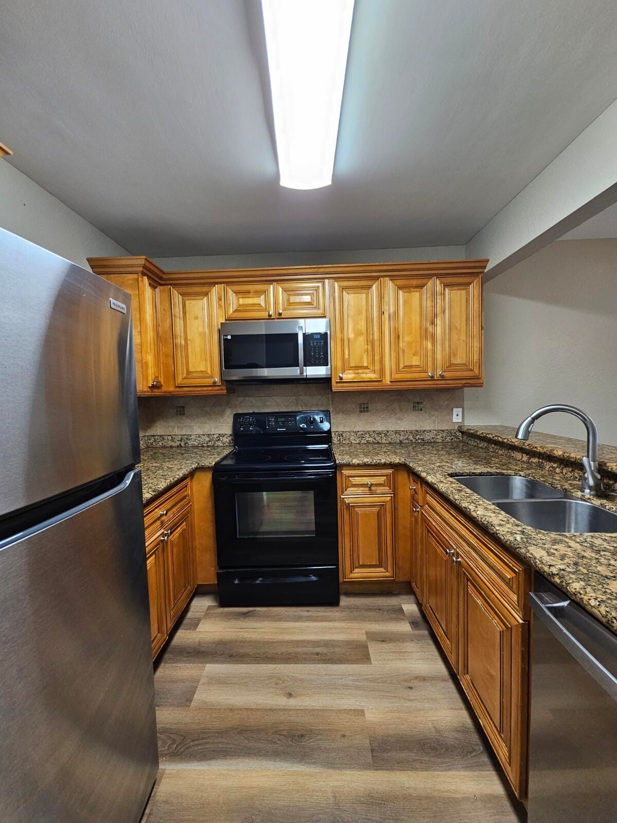 1601 Balfour Point Drive H, West Palm Beach, FL 33411 photo 2