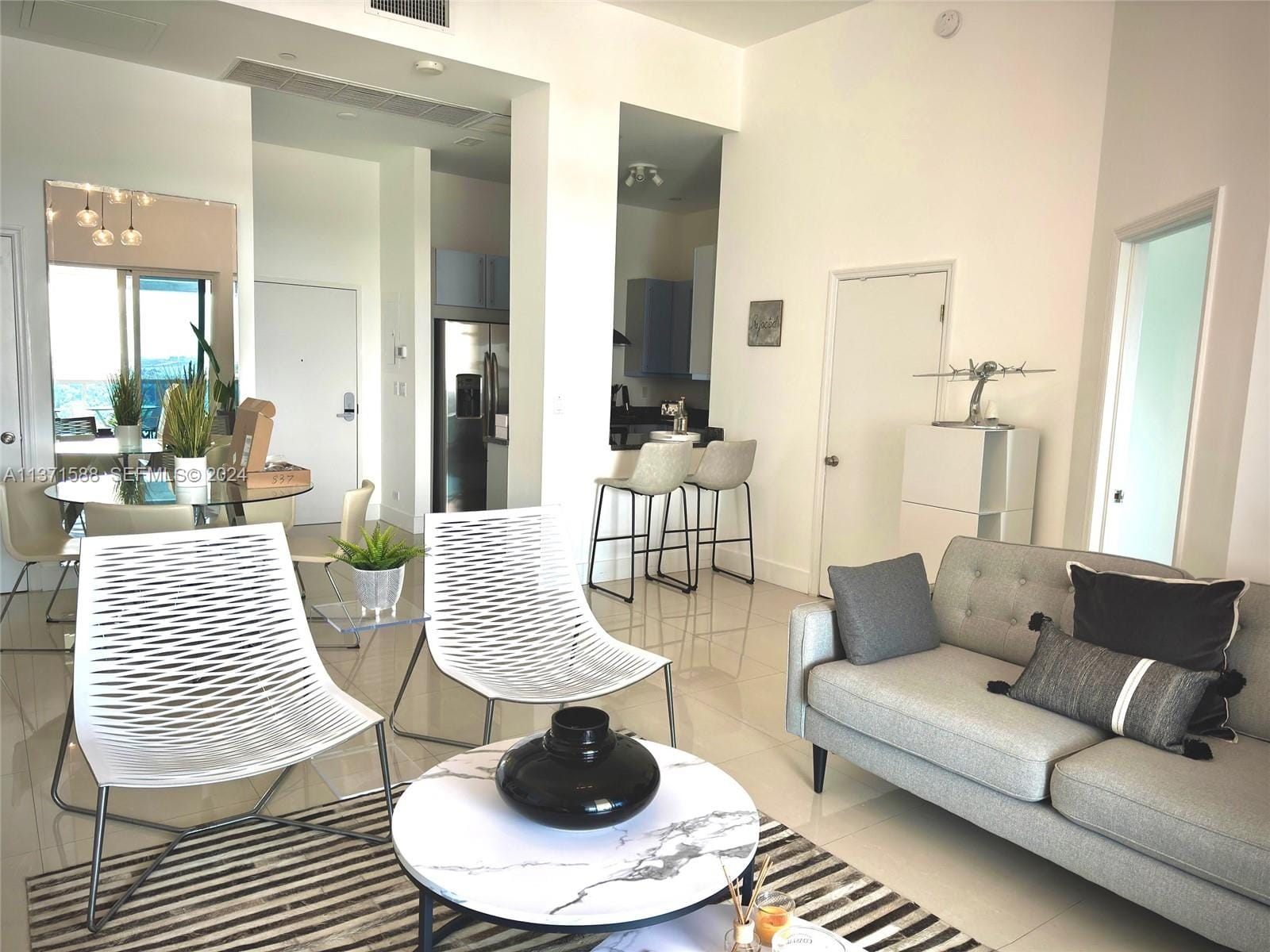 2301 Collins Avenue 1626 — photo 5
