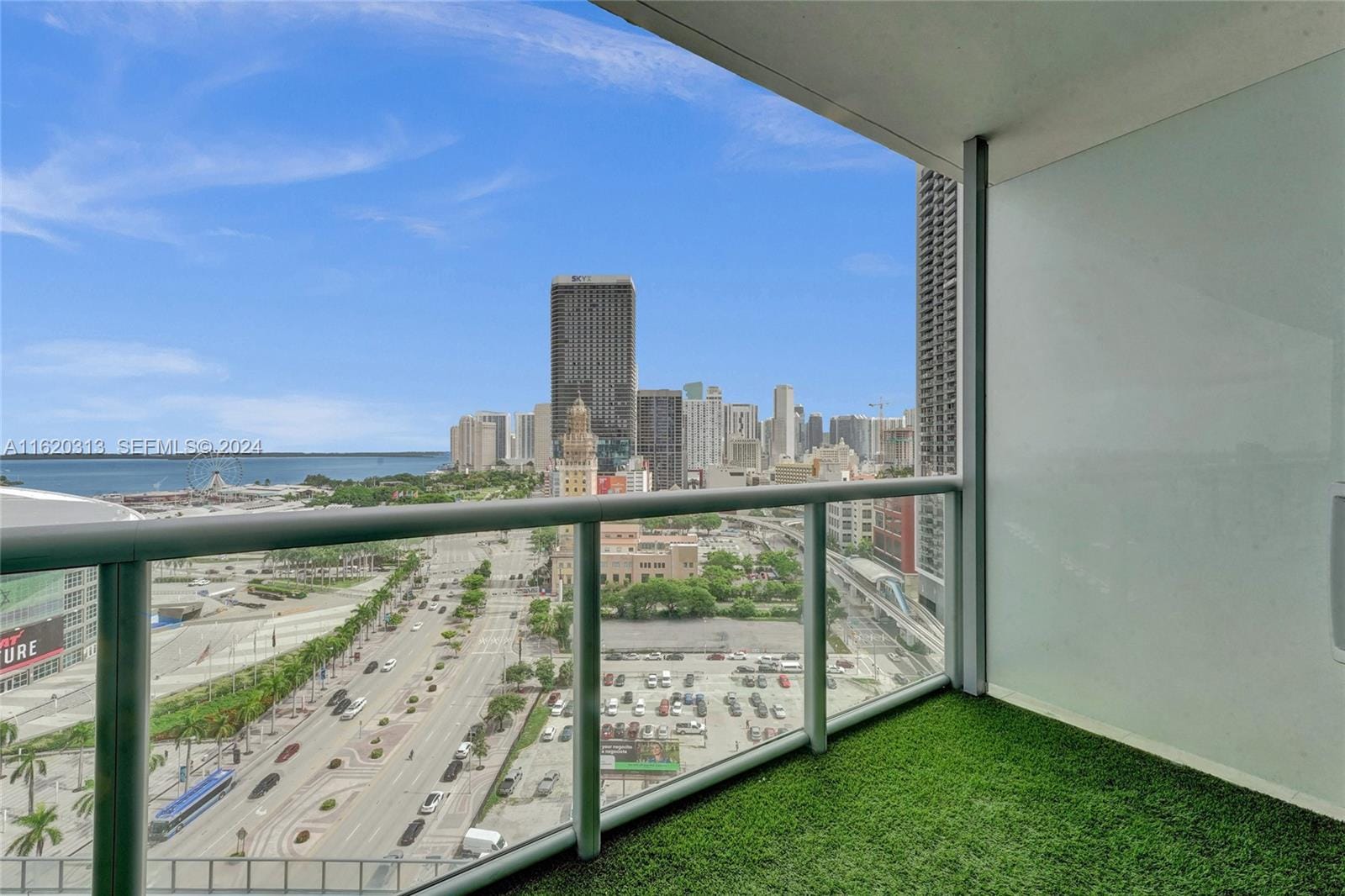 888 Biscayne Boulevard 1805, Miami, FL 33132 photo 20