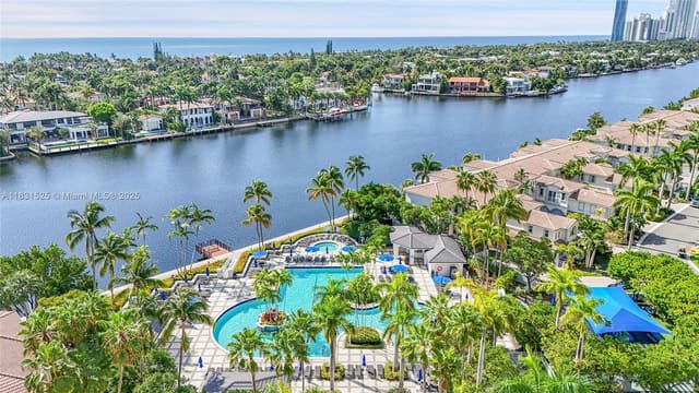 21150 Point Place 1404, Aventura, FL 33180