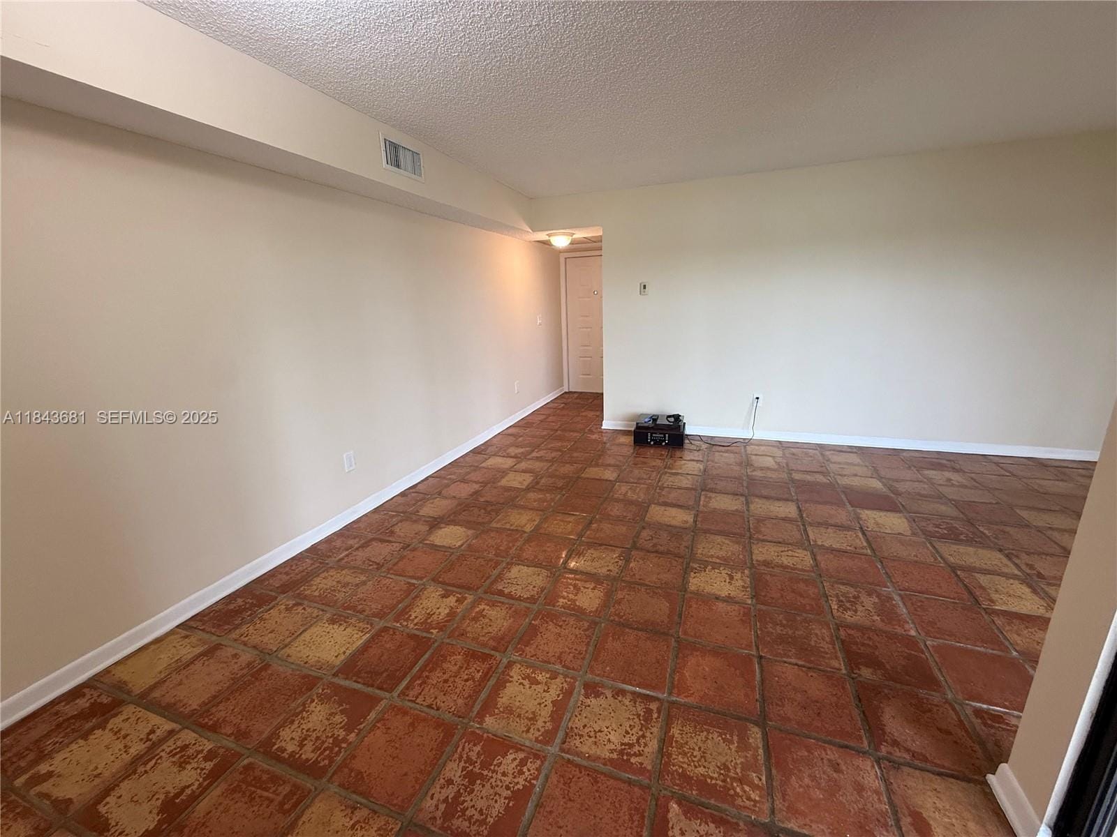 1024 S Independence Drive 1024C — photo 5