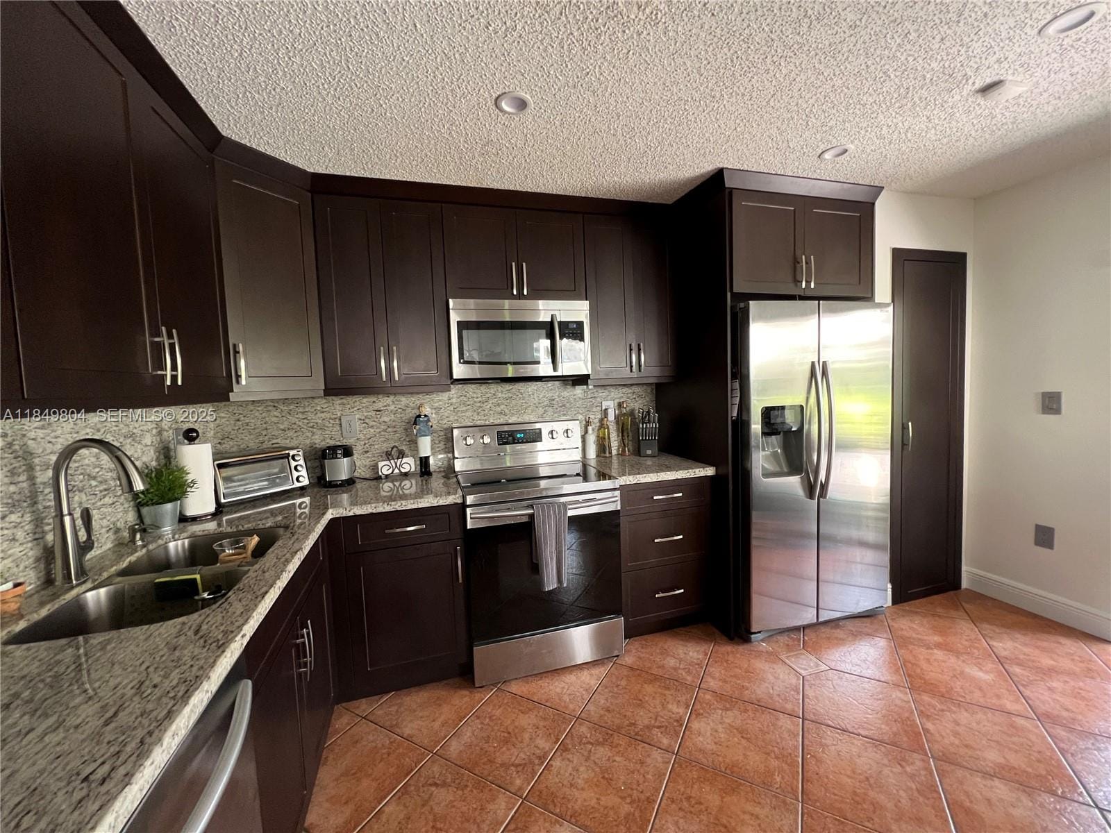 16406 SW 72nd Terrace, Miami, FL 33193 photo 11