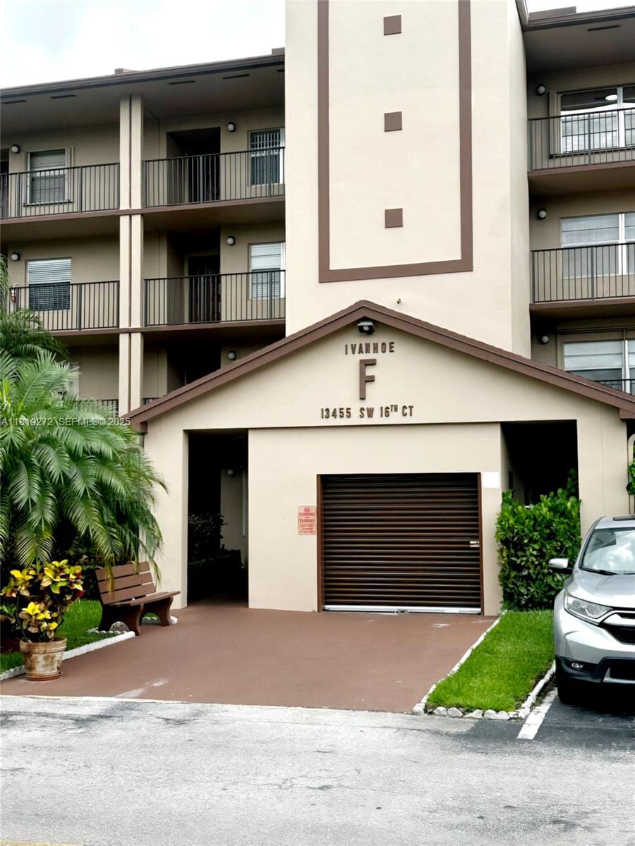 13455 SW 16th Court 304F, Pembroke Pines, FL 33027