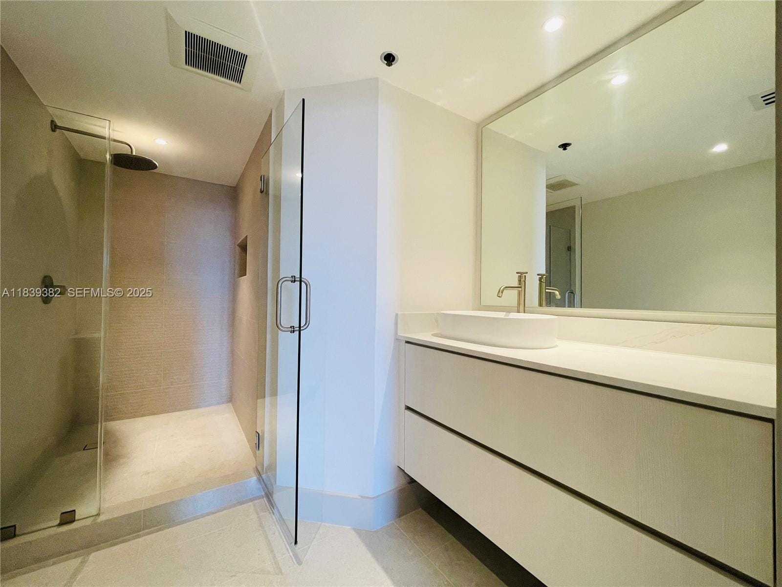 201 Crandon Boulevard 305, Key Biscayne, FL 33149 photo 8