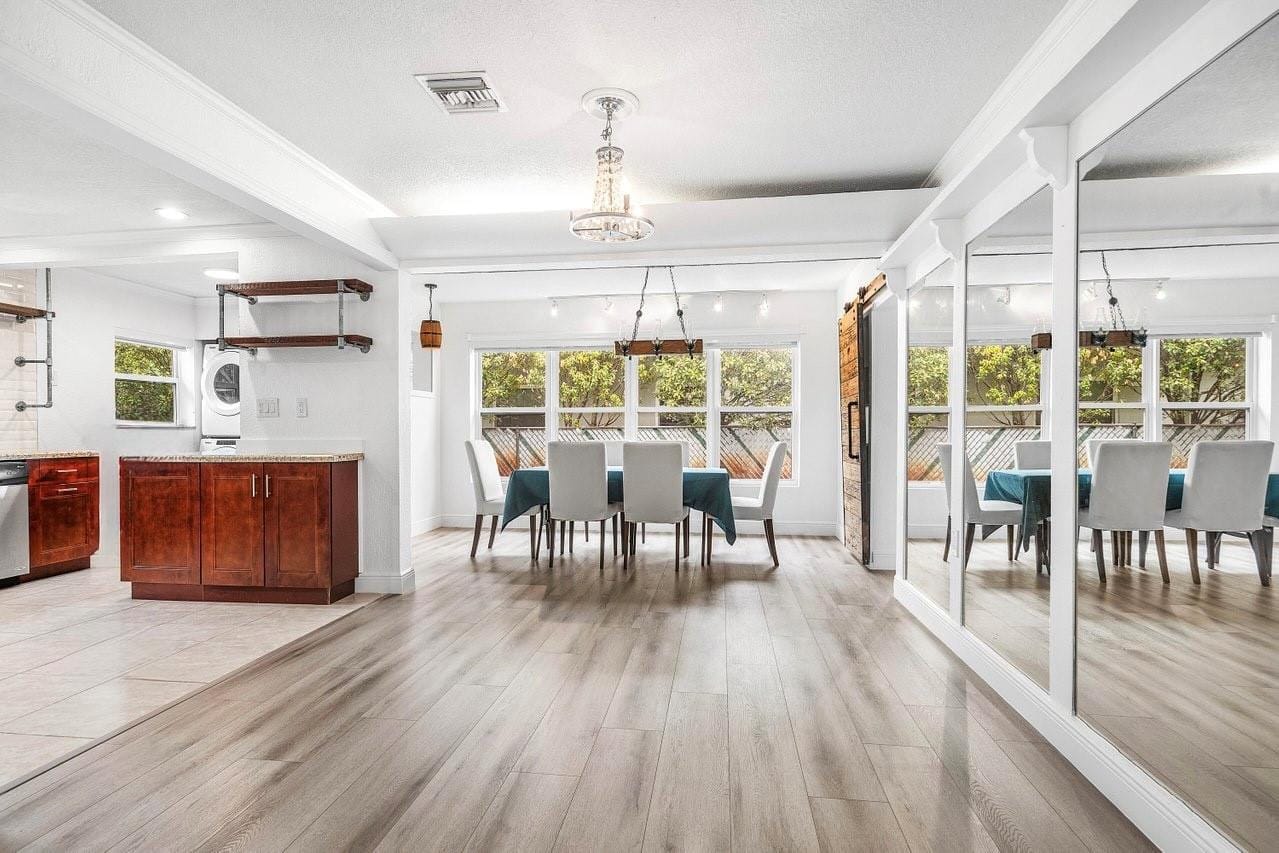 3250 SW 12th Avenue — photo 3
