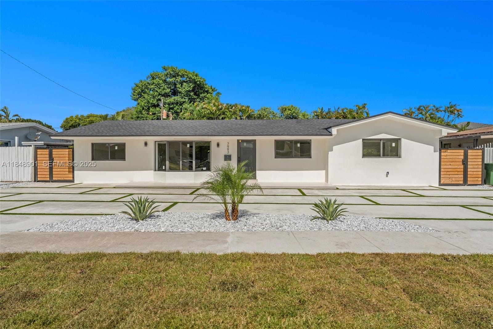 7993 W 18th Lane, Hialeah, FL 33014