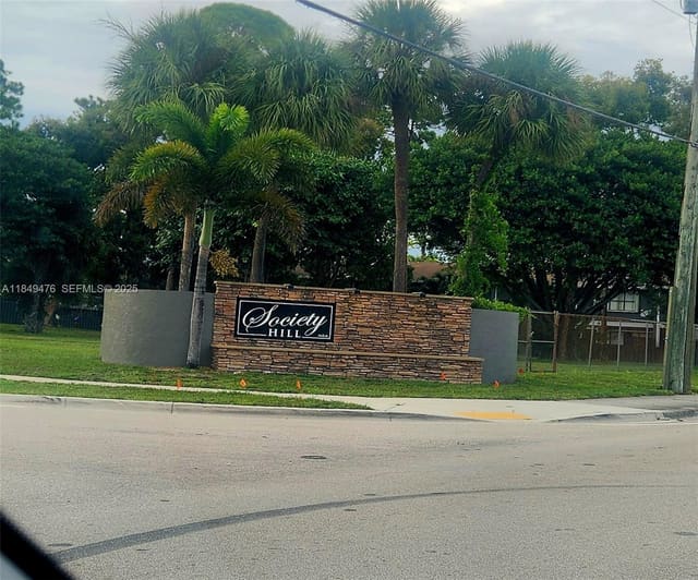 796 Hill Drive, sold in Society Hill Cannongate, West Palm Beach, FL